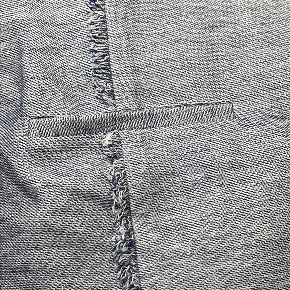 DREW•VEST - Picture 6 of 11